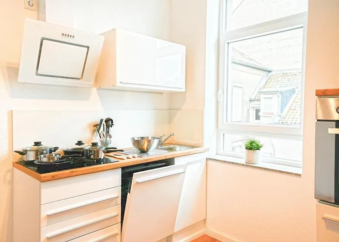 50Qm Apartment In Krefeld Zentral Gelegen Mit Hohen Decken - Beuys Apartments - Krefeld